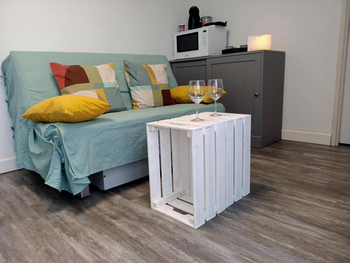 Studio De Jardin "Le Temps D Une Pause" Jusqu'A 4 Personnes En Face Du Beaujolais - Climatisation Et Borne Recharge Vehicule Electrique Montmerle-sur-Saone Luaran gambar