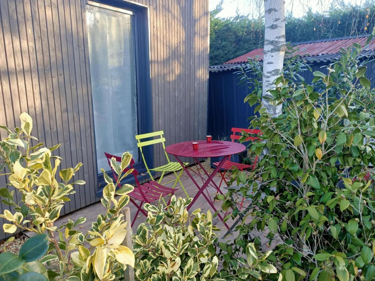 Studio De Jardin "Le Temps D Une Pause" Jusqu'A 4 Personnes En Face Du Beaujolais - Climatisation Et Borne Recharge Vehicule Electrique Montmerle-sur-Saone Luaran gambar